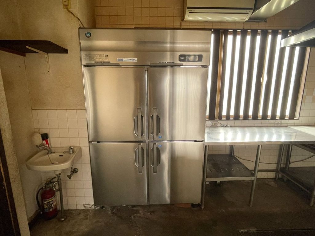 業務用冷蔵庫・手洗い・消火器